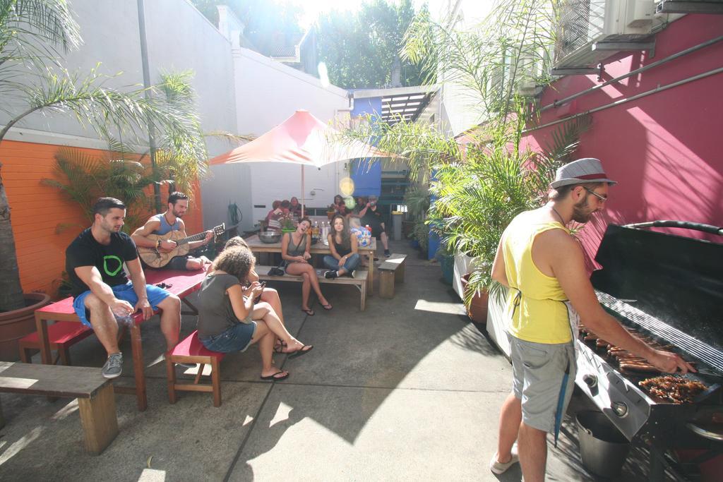 Hostel Zing Backpackers