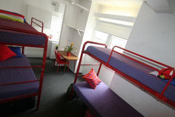 Zing Backpackers * Sydney