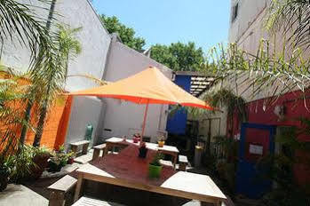 Zing Backpackers Hostel *