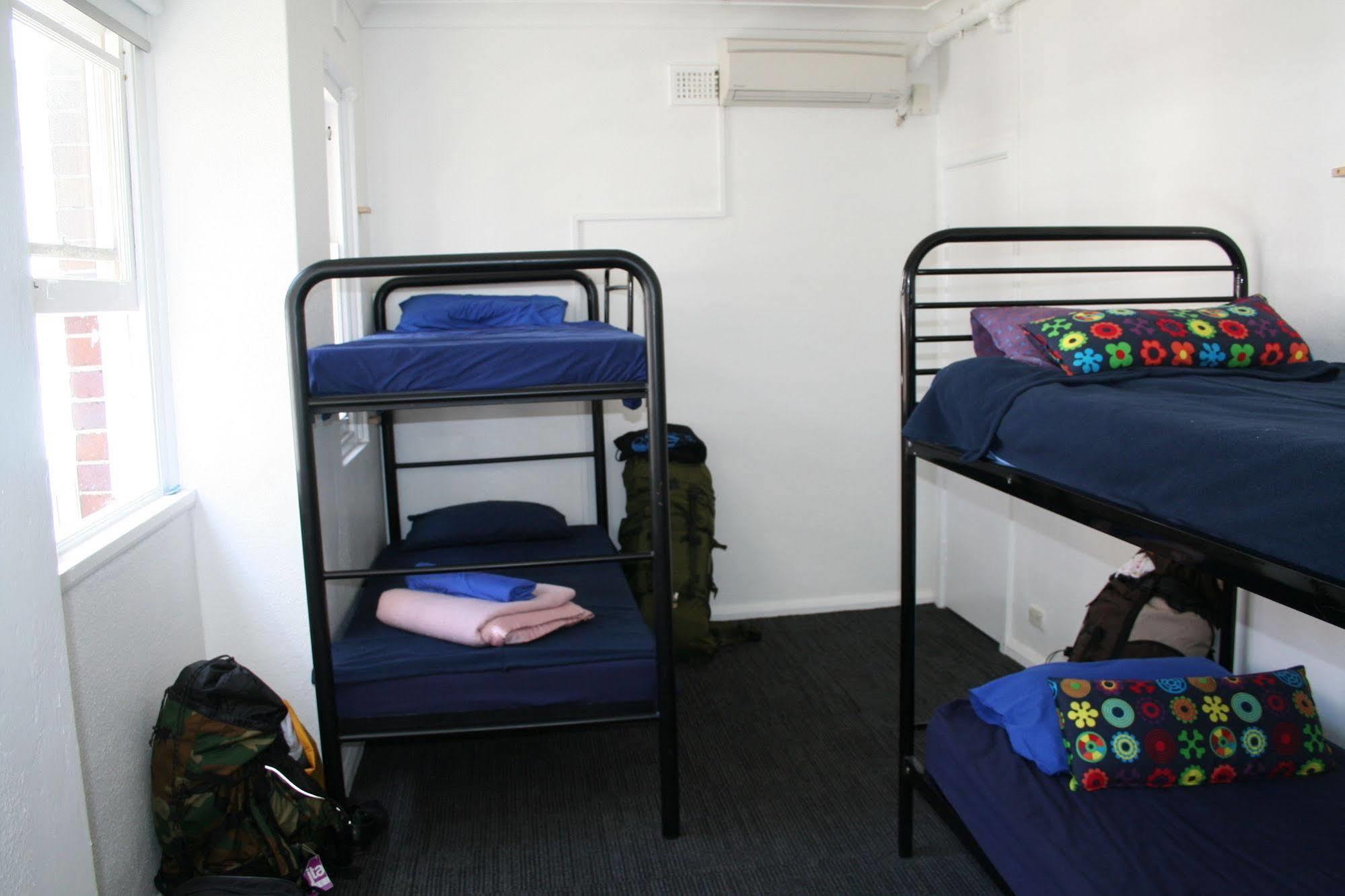 Zing Backpackers * Sydney
